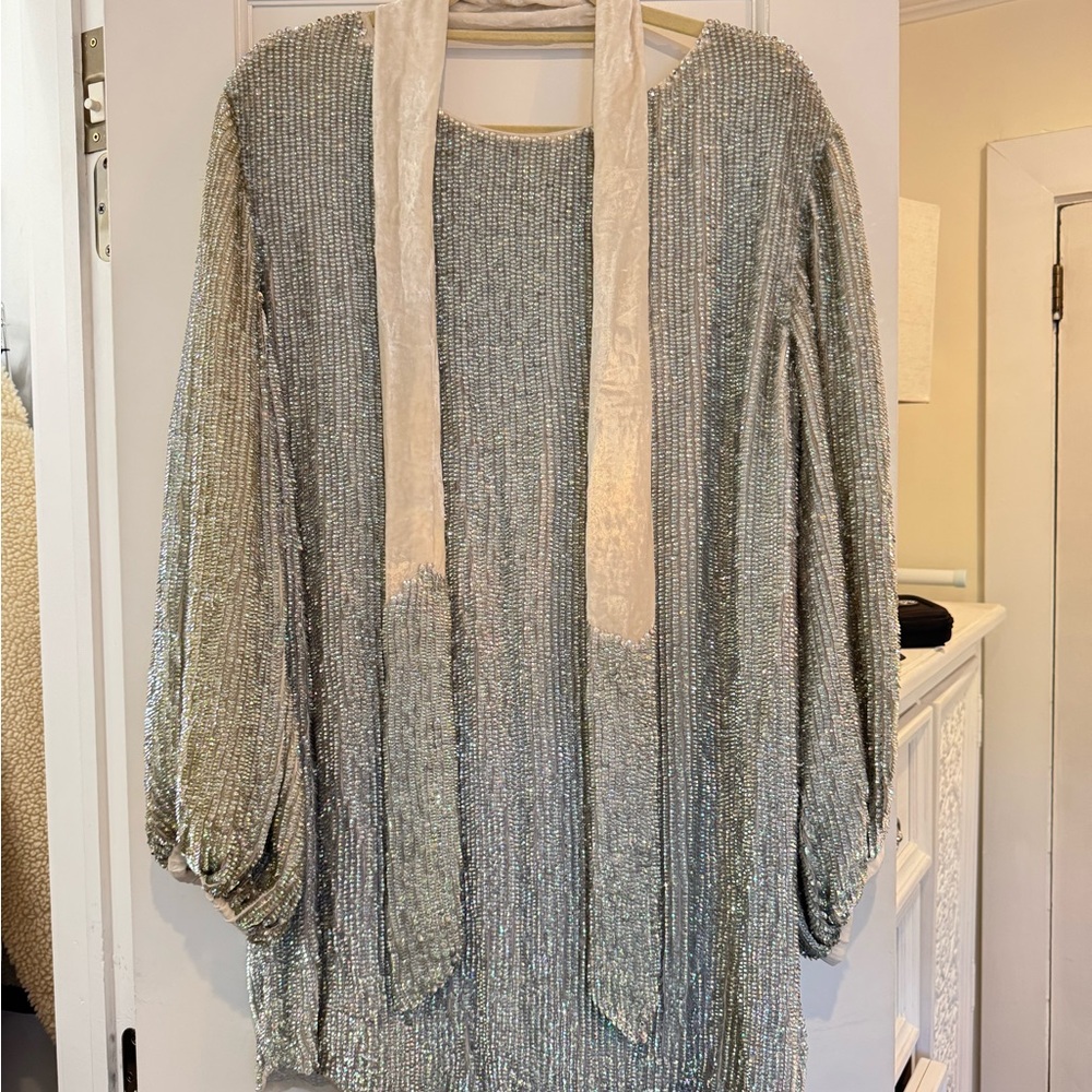 RETROFETE Size M Silver Sequin Long Sleeve dress